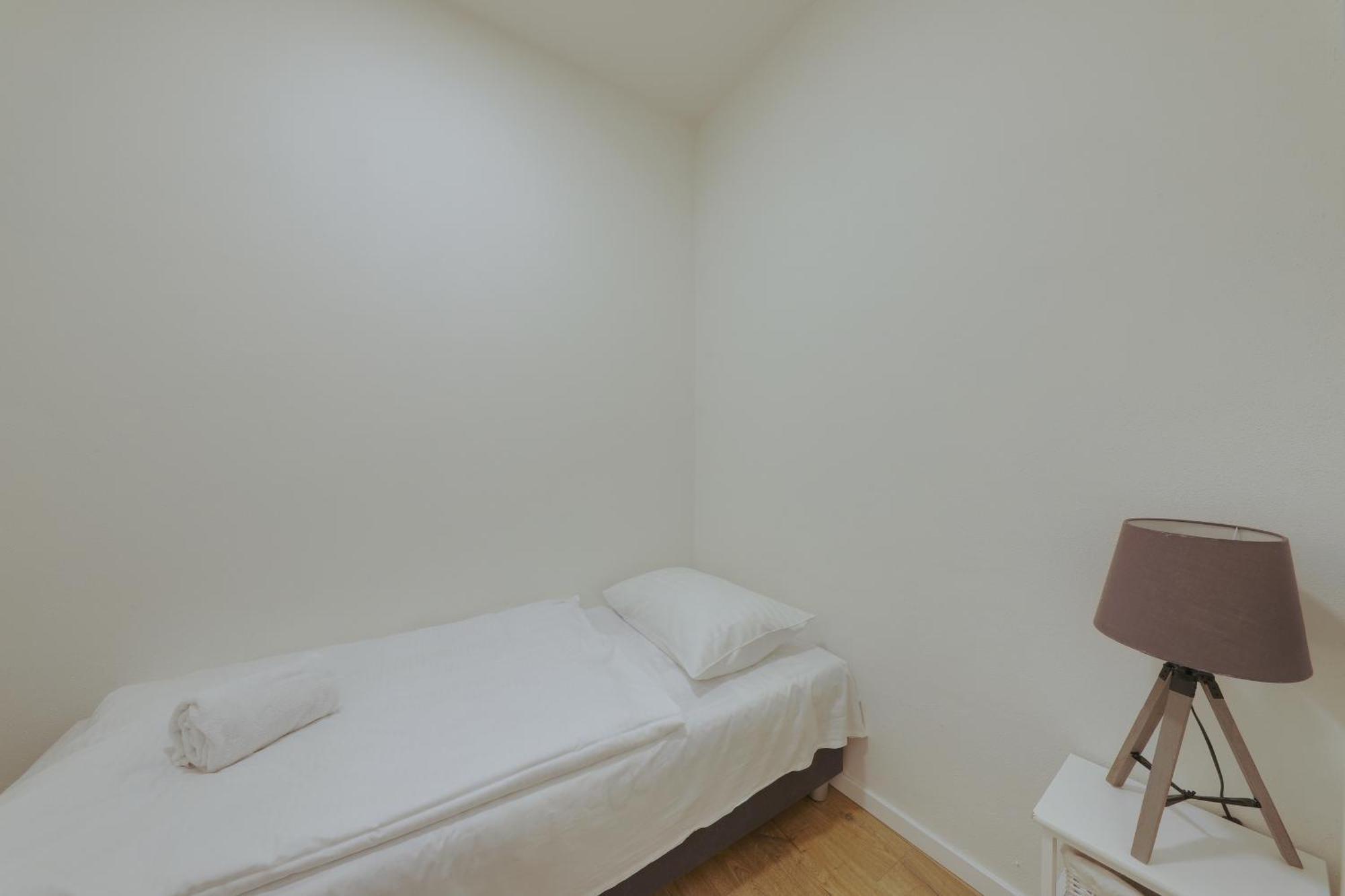 Shone Apartment Old Town 2 Bedroom Bratislava Esterno foto